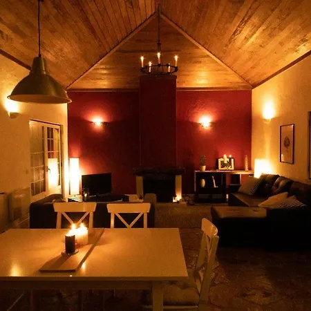 Casa Da Pequena Oliveira Vakantiehuis *